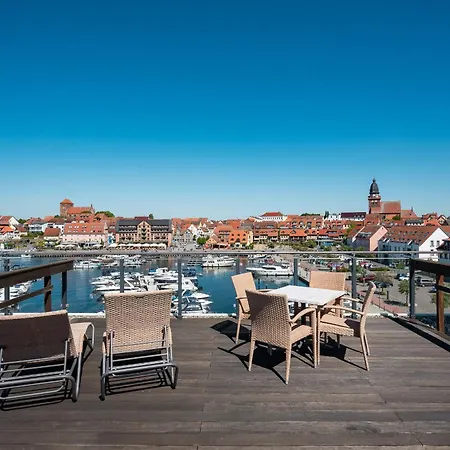 Mueritztraum - In Der Hafenresidenz Mit Terrasse & Wellness Waren
